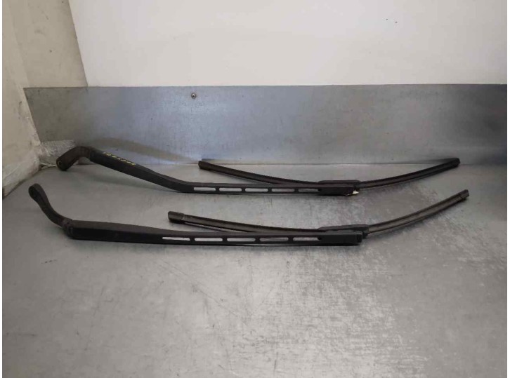 Recambio de brazo limpia delantero derecho para peugeot 307 (s2) referencia OEM IAM 9656189480  