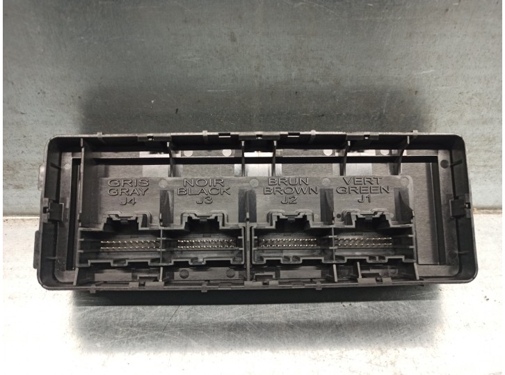 Recambio de modulo confort para opel insignia berlina 1.8 16v referencia OEM IAM 13505744  