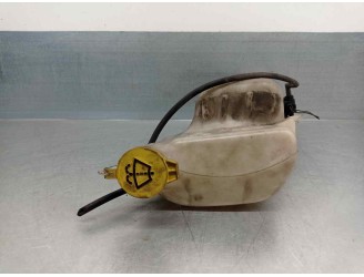 Recambio de deposito limpia para jeep compass 2.0 crd cat referencia OEM IAM 05303789AF  