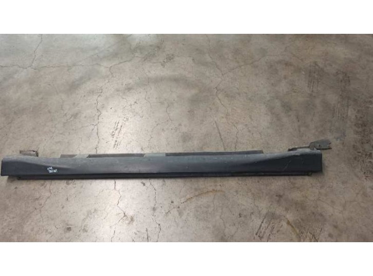 Replacement side skirt for Lexus RX 300 (MCU35) 3.0 V6 CAT OEM IAM reference 