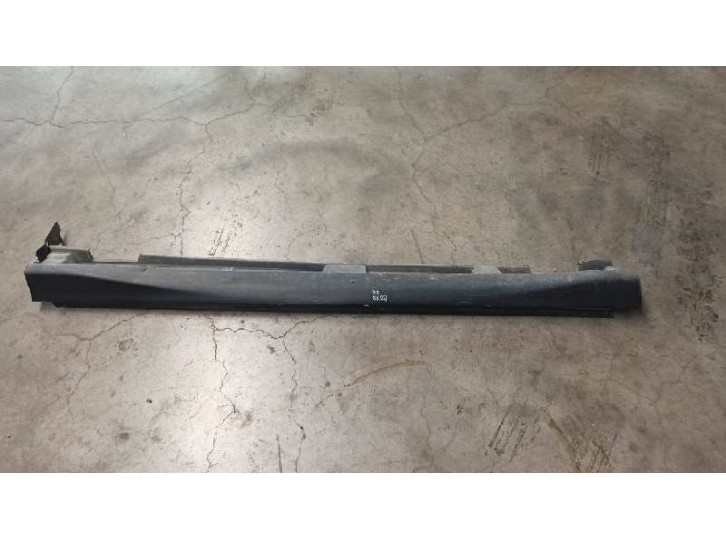 Recambio de faldon lateral para lexus rx 300(mcu35) 3.0 v6 cat referencia OEM IAM   