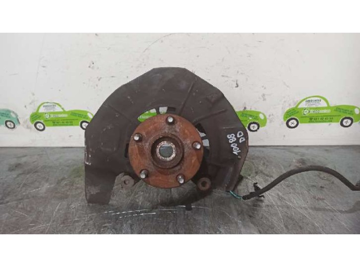 Recambio de mangueta delantera derecha para lexus rx 300(mcu35) 3.0 v6 cat referencia OEM IAM 4321158020 