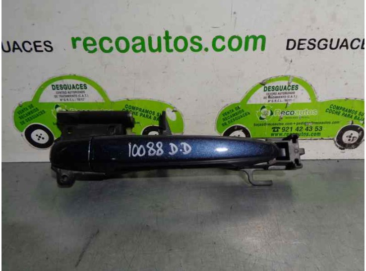 Replacement front right exterior door handle for Lexus RX 300 (MCU35) 3.0 V6 CAT OEM IAM reference 6921128070B2 