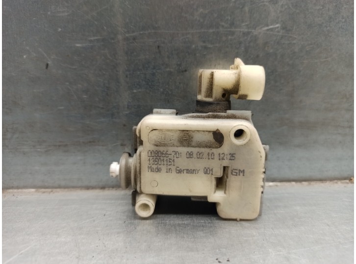 Replacement fuel cap motor for Opel Insignia Sedan 1.8 16V OEM IAM reference 13501151 HELLA