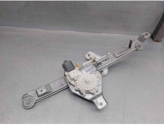 Recambio de elevalunas trasero derecho para jeep compass 2.0 crd cat referencia OEM IAM 05074822AA 2 PINES 5 PUERTAS