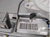 Recambio de elevalunas trasero derecho para jeep compass 2.0 crd cat referencia OEM IAM 05074822AA 2 PINES 5 PUERTAS