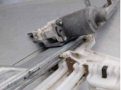 Recambio de elevalunas trasero izquierdo para jeep compass 2.0 crd cat referencia OEM IAM 05074823AA 2 PINES 5 PUERTAS