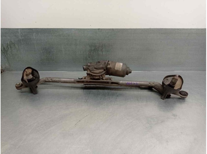 Recambio de motor limpia delantero para jeep compass 2.0 crd cat referencia OEM IAM 5303827AE 