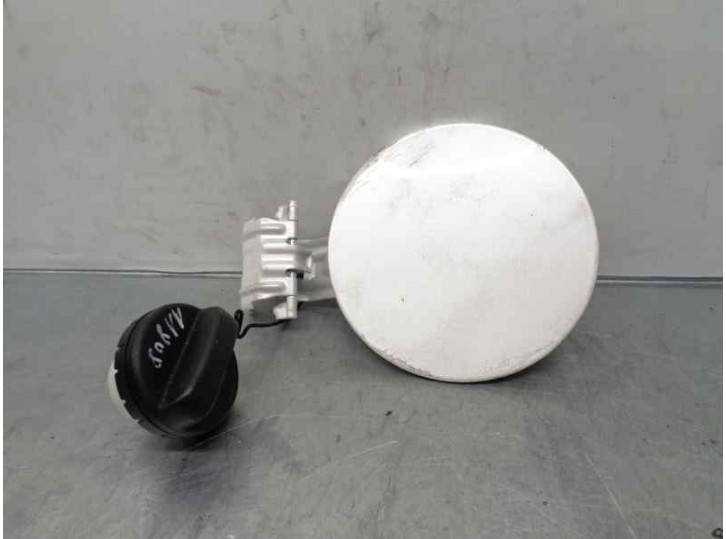 Replacement exterior fuel cap for Lexus CT 1.8 16V CAT (hybrid) OEM IAM reference 7703076010 