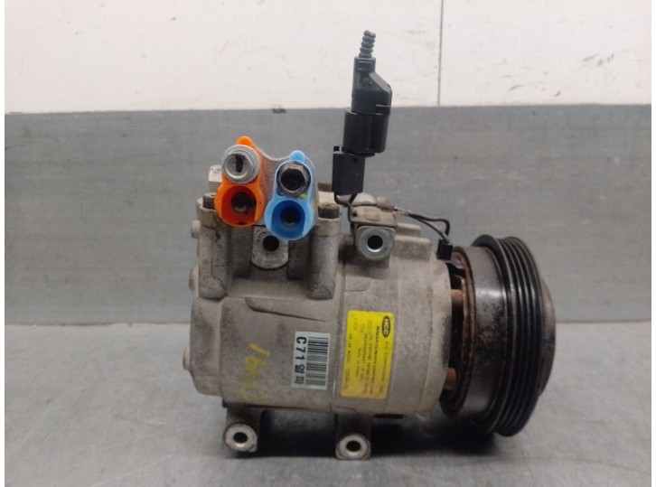 Recambio de compresor aire acondicionado para hyundai coupe (gk) 1.6 fx referencia OEM IAM CD1AA02 977012C000 HCC