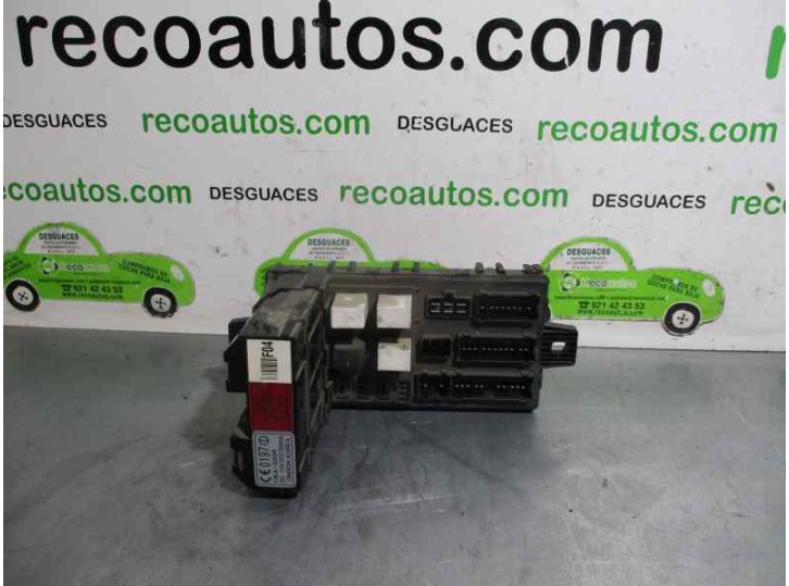 Recambio de caja reles / fusibles para hyundai trajet (fo) 2.0 crdi gls referencia OEM IAM 954003A200 