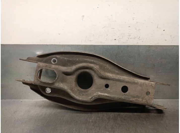Recambio de brazo suspension inferior trasero izquierdo para bmw 3 (e90) 320 d referencia OEM IAM 33326772899 33326772899 