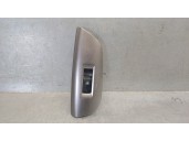 Recambio de mando elevalunas delantero derecho para hyundai coupe (gk) 1.6 fx referencia OEM IAM 935752C100 935752C100OF 