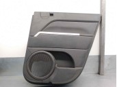 Recambio de guarnecido puerta trasera derecha para jeep compass 2.0 crd cat referencia OEM IAM 8114749 5 PUERTAS