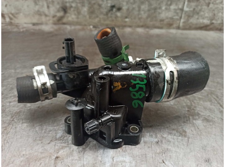 Recambio de termostato para renault scenic ii 2.0 dci diesel cat referencia OEM IAM 