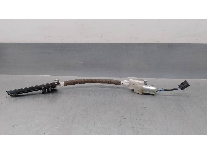 Recambio de cinturon seguridad delantero derecho para audi a8 (4e2) 4.0 v8 32v tdi biturbo cat (ase) referencia OEM IAM 4E085783