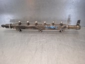 Recambio de rampa inyectora para volvo s60 berlina d5 referencia OEM IAM 8658252 0445215010 BOSCH