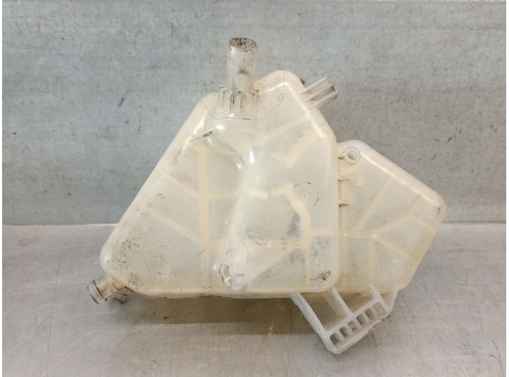 Recambio de deposito expansion para mazda 2 (de_, dh_) 1.4 mzr-cd referencia OEM IAM N05001A200 Y40515350 