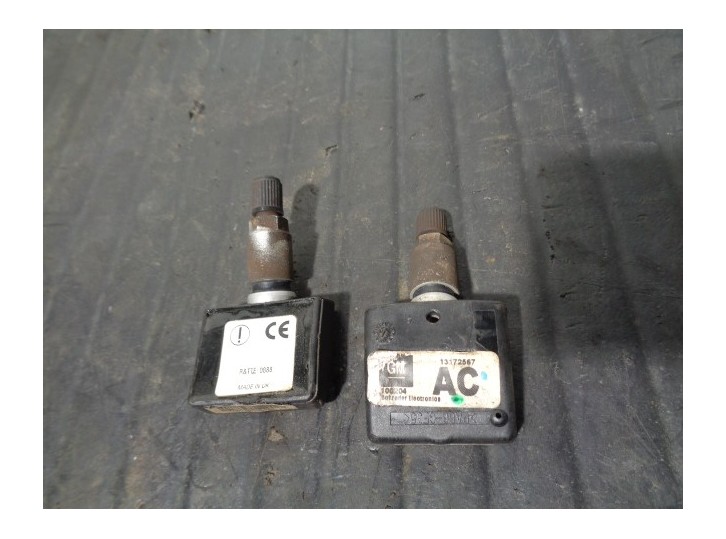 Recambio de sensor presion para opel vectra c berlina 2.0 dti referencia OEM IAM 13171567 