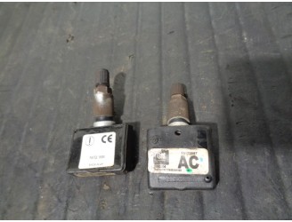 Replacement pressure sensor for Opel Vectra C Saloon 2.0 DTI OEM IAM reference 13171567 