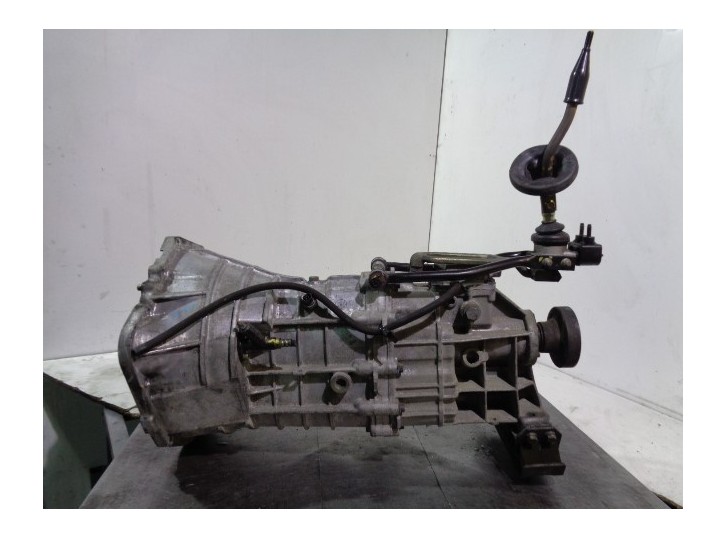 Recambio de caja cambios para ssangyong rodius 2.7 turbodiesel cat referencia OEM IAM G3102021005 MAD250300130 