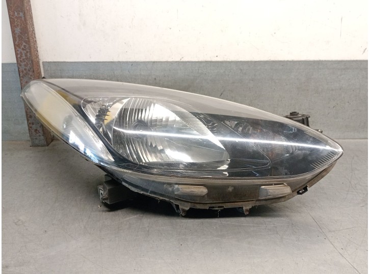 Recambio de faro derecho para mazda 2 (de_, dh_) 1.4 mzr-cd referencia OEM IAM DF71510K0D DF71510K0D 