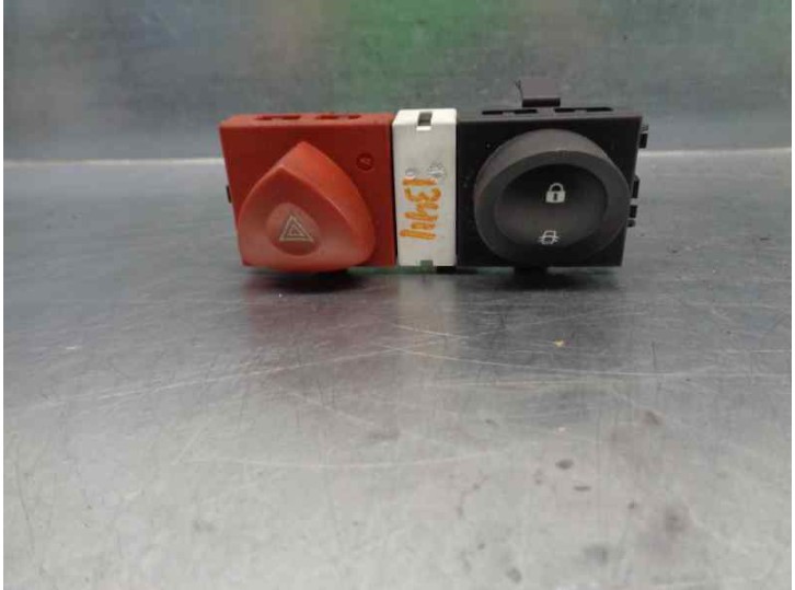 Recambio de warning para renault megane ii coupe/cabrio 1.6 16v referencia OEM IAM 8200095493 