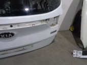 Replacement tailgate for Kia Sportage 1.7 CRDi CAT OEM IAM reference 73700F1000 WHITE 5 DOORS