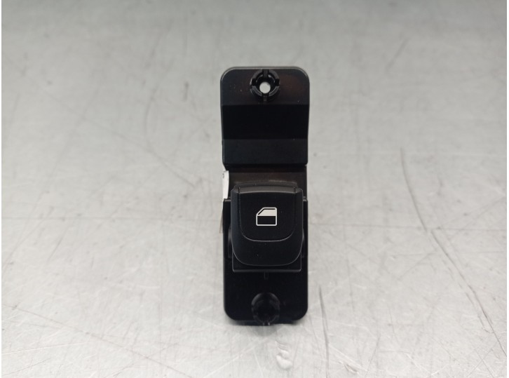 Replacement rear left window regulator switch for Kia Stonic (YB) 1.0 T-GDi OEM IAM reference 4D65201000 