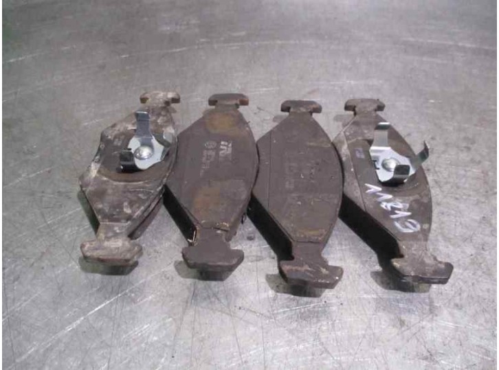 Replacement brake pads for Fiat Fiorino January (255) 1.7 Turbodiesel CAT OEM IAM reference GDB1347 LMS116 TRW