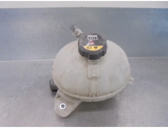 Replacement expansion tank for Kia Sportage 1.7 CRDi CAT OEM IAM reference 25430D8500 