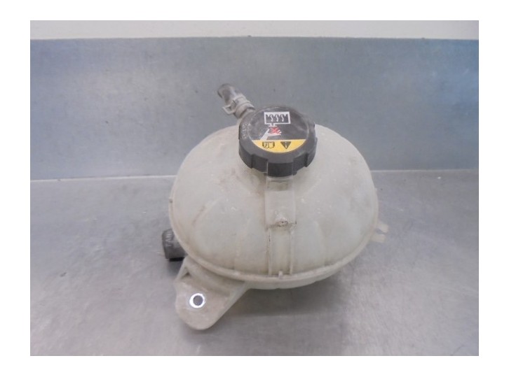 Replacement expansion tank for Kia Sportage 1.7 CRDi CAT OEM IAM reference 25430D8500 
