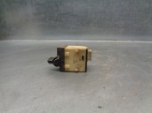 Recambio de mando elevalunas delantero derecho para chrysler jeep cherokee (kj) 2.8 crd cat referencia OEM IAM 56010695AA 