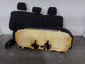 Recambio de asientos traseros para kia sportage 1.7 crdi cat referencia OEM IAM 4722140 TYELA NEGRA 5 PUERTAS