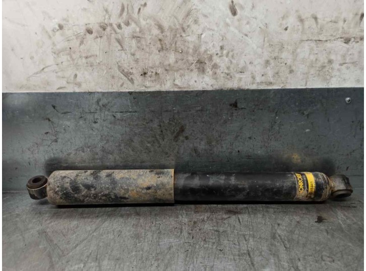 Recambio de amortiguador trasero derecho para mitsubishi montero (l040) 2.5 turbodiesel referencia OEM IAM  D4441 MONROE