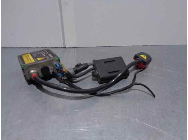 Recambio de centralita faros xenon para bmw serie 5 berlina (e39) 2.8 24v cat referencia OEM IAM 5DV00776033  