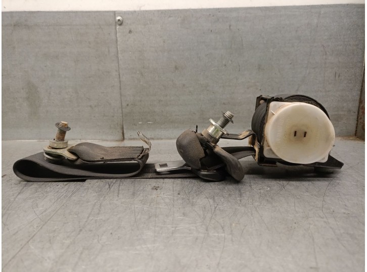 Recambio de cinturon seguridad trasero izquierdo para ford ranger (tke) 2.2 tdci referencia OEM IAM AB3926611B68A 1906248 