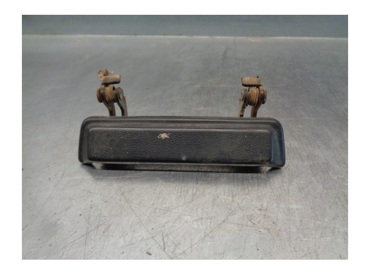 Recambio de maneta exterior delantera derecha para mitsubishi montero (l040) 2.5 turbodiesel referencia OEM IAM MB321072  