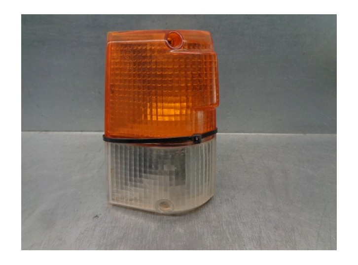 Recambio de piloto delantero izquierdo para mitsubishi montero (l040) 2.5 turbodiesel referencia OEM IAM MB283674  