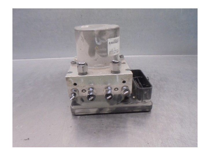 Recambio de abs para kia sportage 1.7 crdi cat referencia OEM IAM 58920F1110 BE6003R301 MANDO