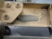 Recambio de rejilla delantera para mitsubishi montero (l040) 2.5 turbodiesel referencia OEM IAM MB383527 MB404619 