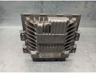 Recambio de centralita motor uce para renault megane ii berlina 5p 1.5 dci diesel referencia OEM IAM 8200565863 S122326109A SIEM