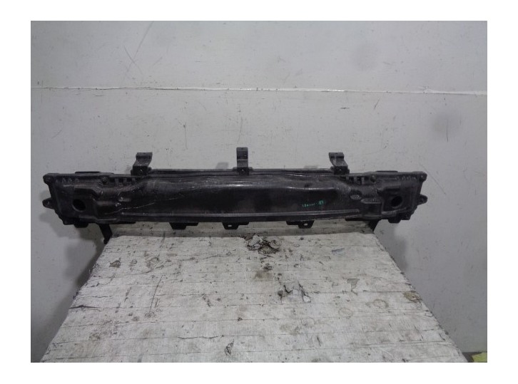 Replacement rear bumper reinforcement for Kia Sportage 1.7 CRDi CAT OEM IAM reference 86631F1000 DE DIBRA 5 DOORS