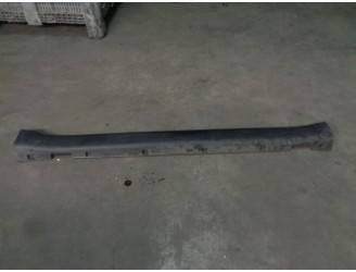 Recambio de spoiler talonera lateral derecha para ssangyong korando 2.0 td cat referencia OEM IAM 7955034001 