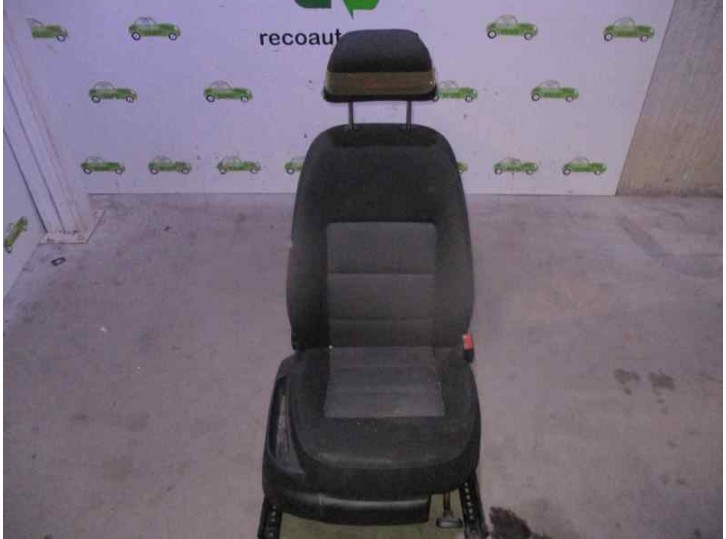 Recambio de asiento delantero derecho para skoda octavia berlina (1z3) 1.9 tdi referencia OEM IAM TELA NEGRA 5 PUERTAS