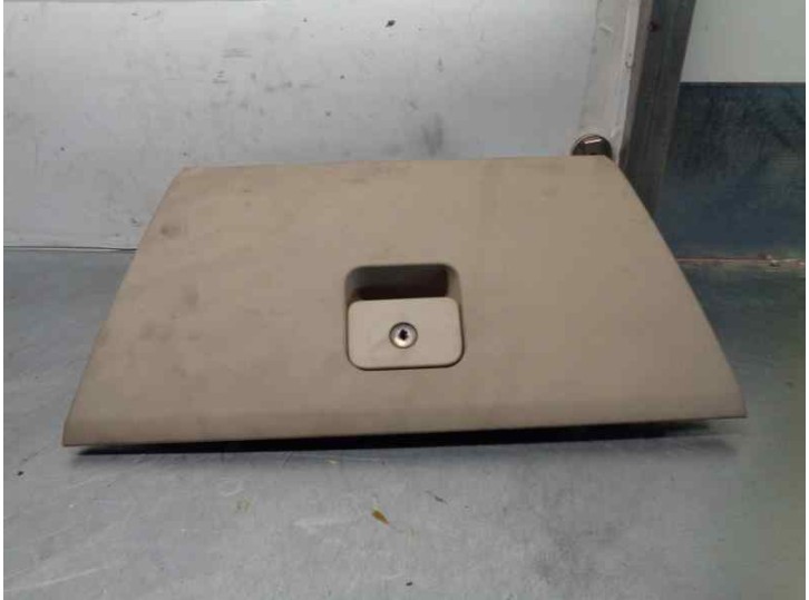 Recambio de guantera para cadillac cts 3.2 v6 cat referencia OEM IAM PN10035 