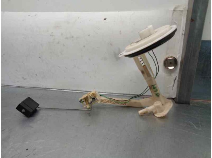 Recambio de aforador para cadillac cts 3.2 v6 cat referencia OEM IAM 020564AE  