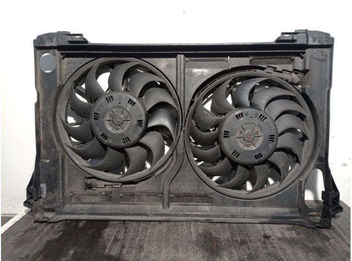 Recambio de electroventilador para audi a8 (4e2) 4.0 v8 32v tdi biturbo cat (ase) referencia OEM IAM 4E0121205B 0130706815 BOSCH