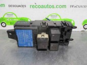 Recambio de caja reles / fusibles para volvo s40 berlina 1.9 turbo cat referencia OEM IAM 30807016 