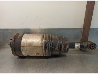 Recambio de amortiguador trasero izquierdo para land rover range rover sport 2.7 td v6 cat referencia OEM IAM 22227490 3498724 D